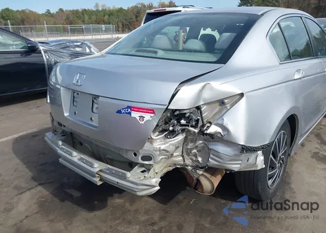 2009 Honda Accord 2.4 Lx z USA, uszkodzony, nr VIN 1HGCP26349A171669